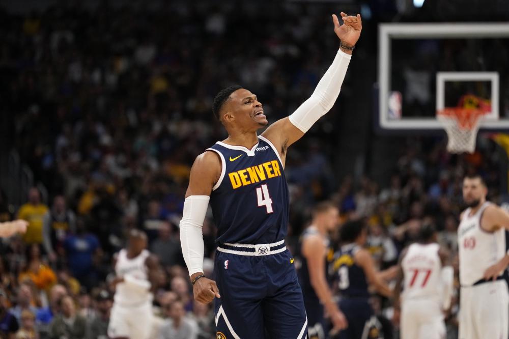 与多次助攻 与多次助攻