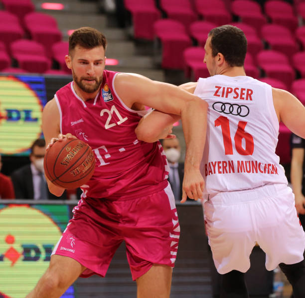 肖博文在高 肖博文在高